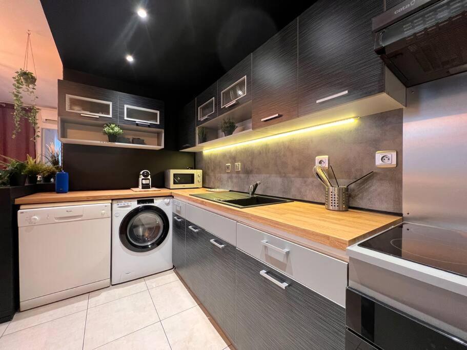 Superbe Appartement - Terrasses - Clim - Parking Prepaye 라발레트듀바 외부 사진