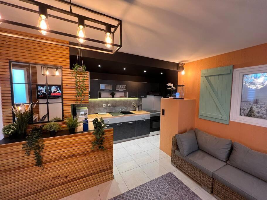 Superbe Appartement - Terrasses - Clim - Parking Prepaye 라발레트듀바 외부 사진